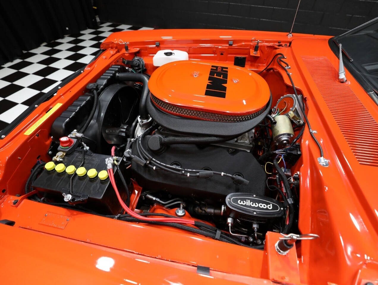 Dodge-Super-Bee-1969-Coupe-4