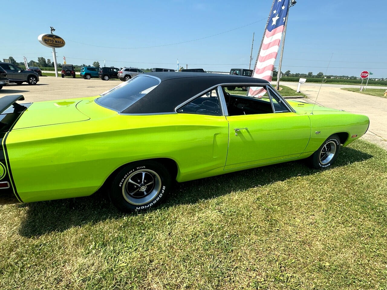 Dodge-Super-Bee-1970-American-Muscle-Car-12