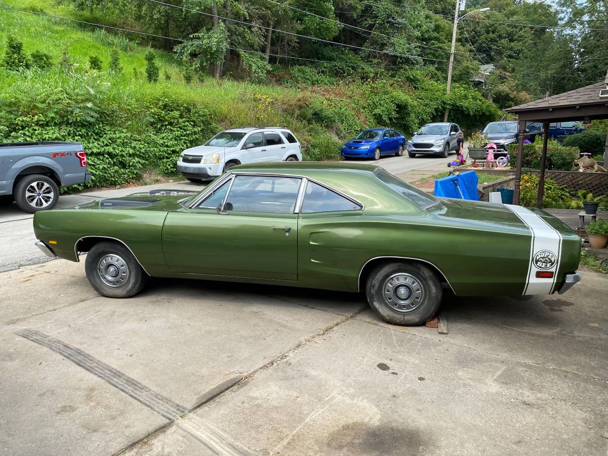 Dodge-Super-bee-1969-15
