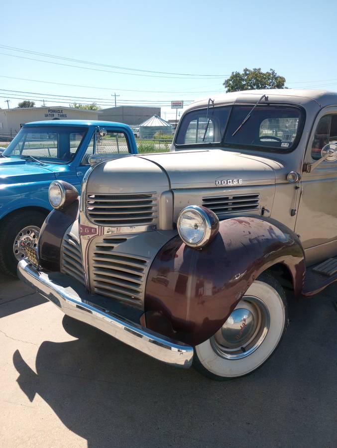 Dodge-Truck-1947-custom-2