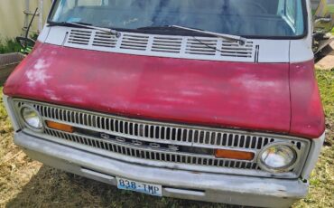 Dodge-Van-1970-1