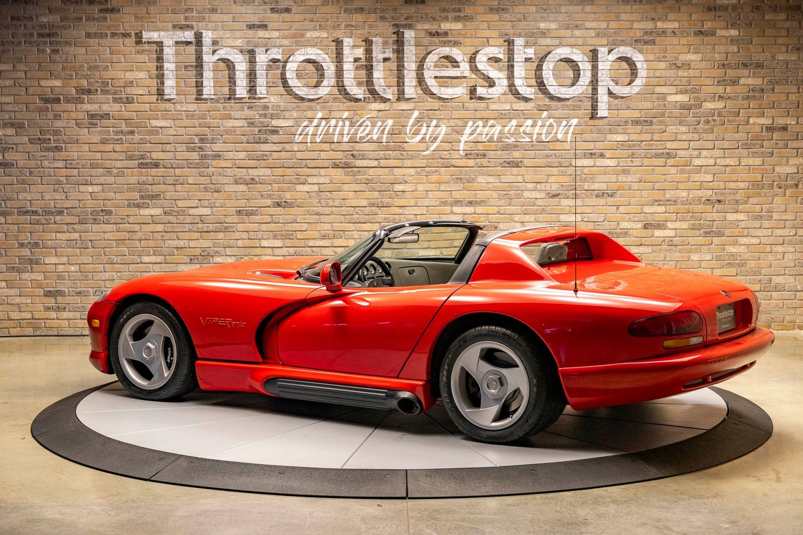 Dodge-Viper-1992-Convertible-7