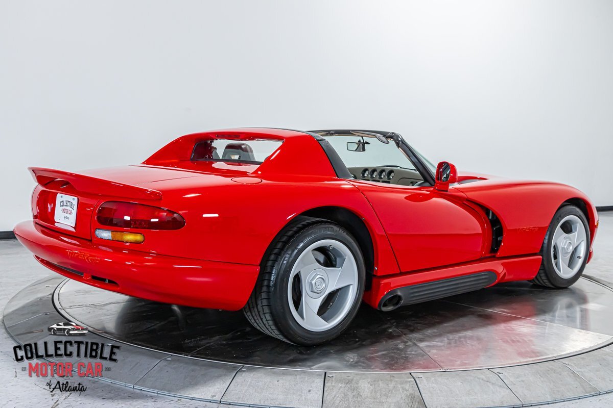 Dodge-Viper-1995-26