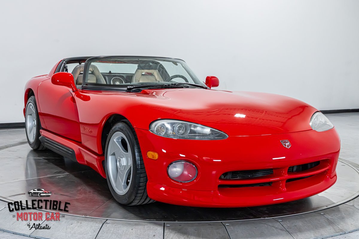 Dodge-Viper-1995-32