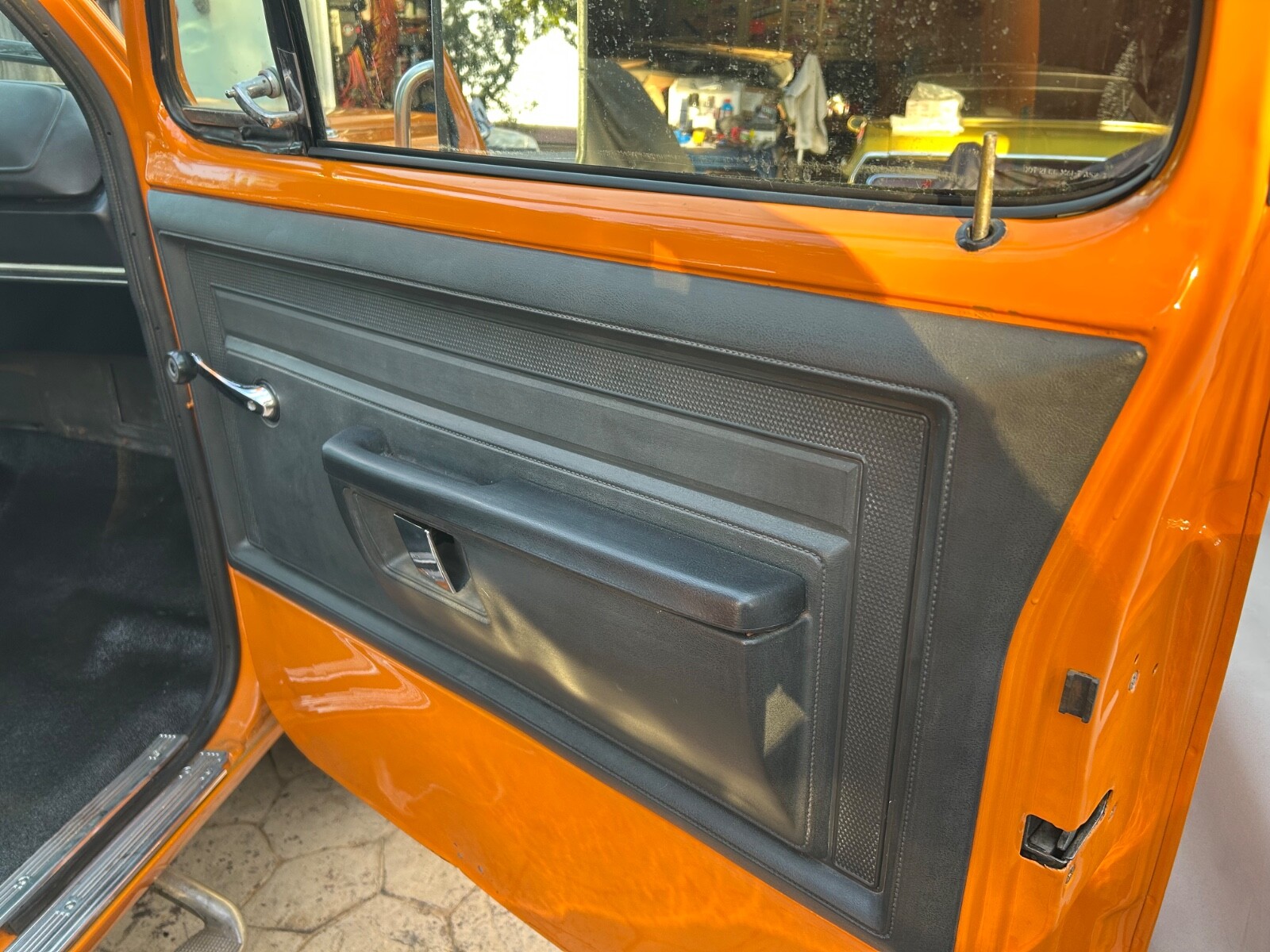 Dodge-W150-1980-Standard-Cab-Pickup-14