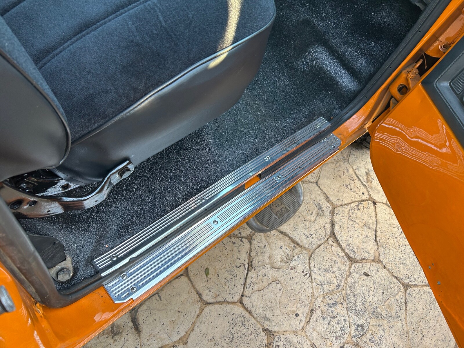 Dodge-W150-1980-Standard-Cab-Pickup-15