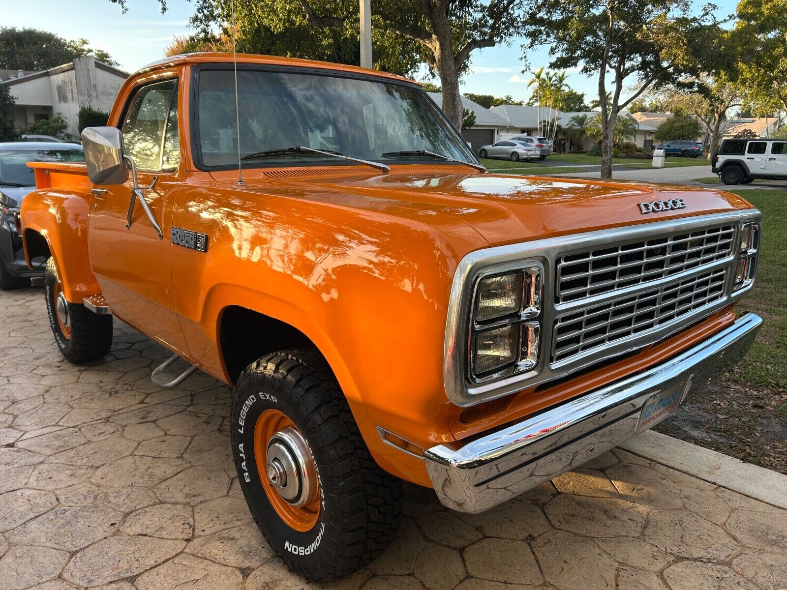 Dodge-W150-1980-Standard-Cab-Pickup