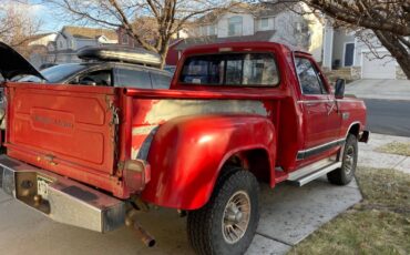 Dodge-W150-1985-2