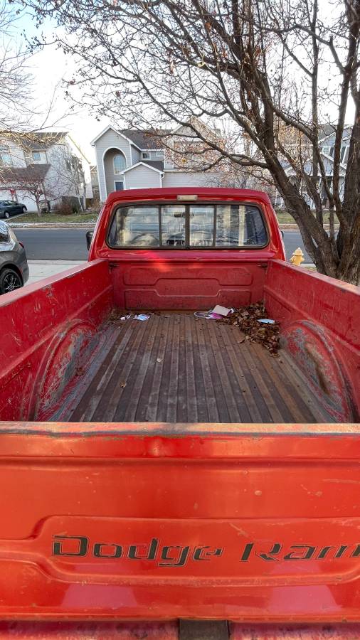 Dodge-W150-1985-7
