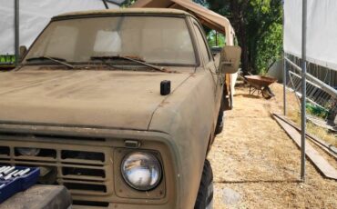 Dodge-W200-1976-21