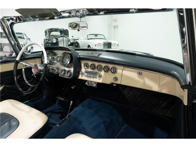 Dual-Ghia-Convertible-1957-Convertible-19