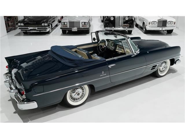 Dual-Ghia-Convertible-1957-Convertible-8