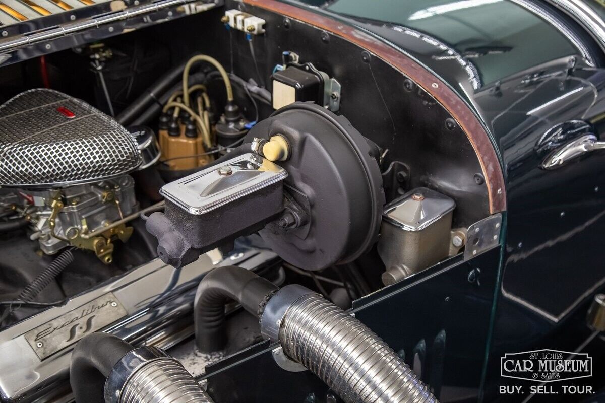 Excalibur-SSK-1966-Roadster-14