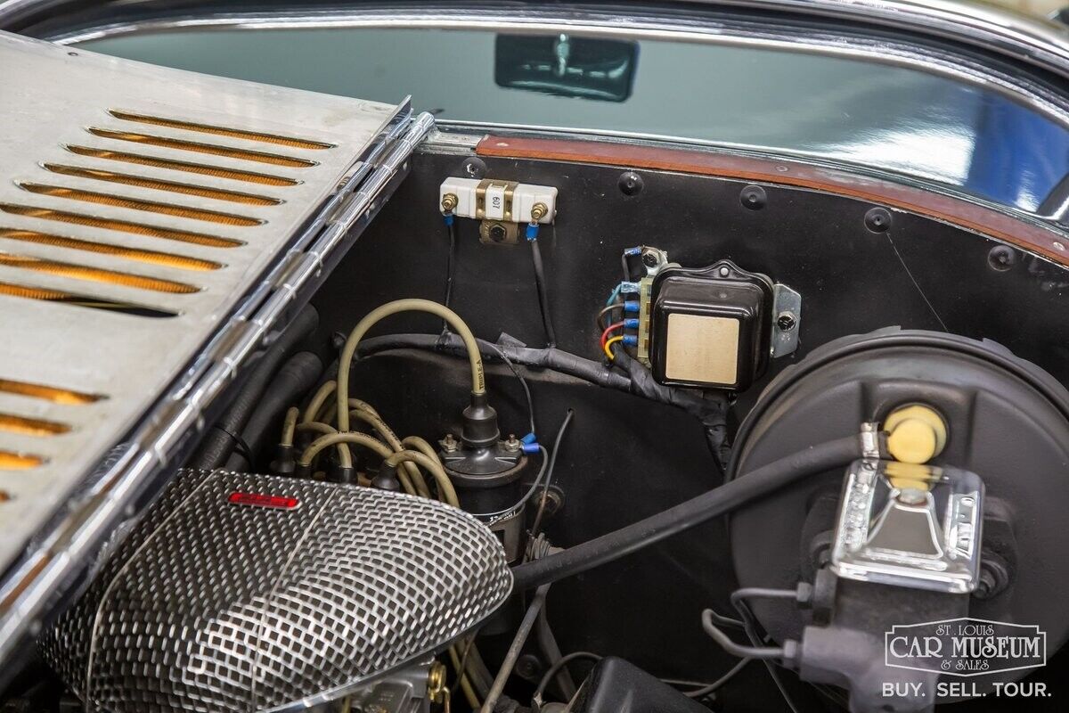 Excalibur-SSK-1966-Roadster-15