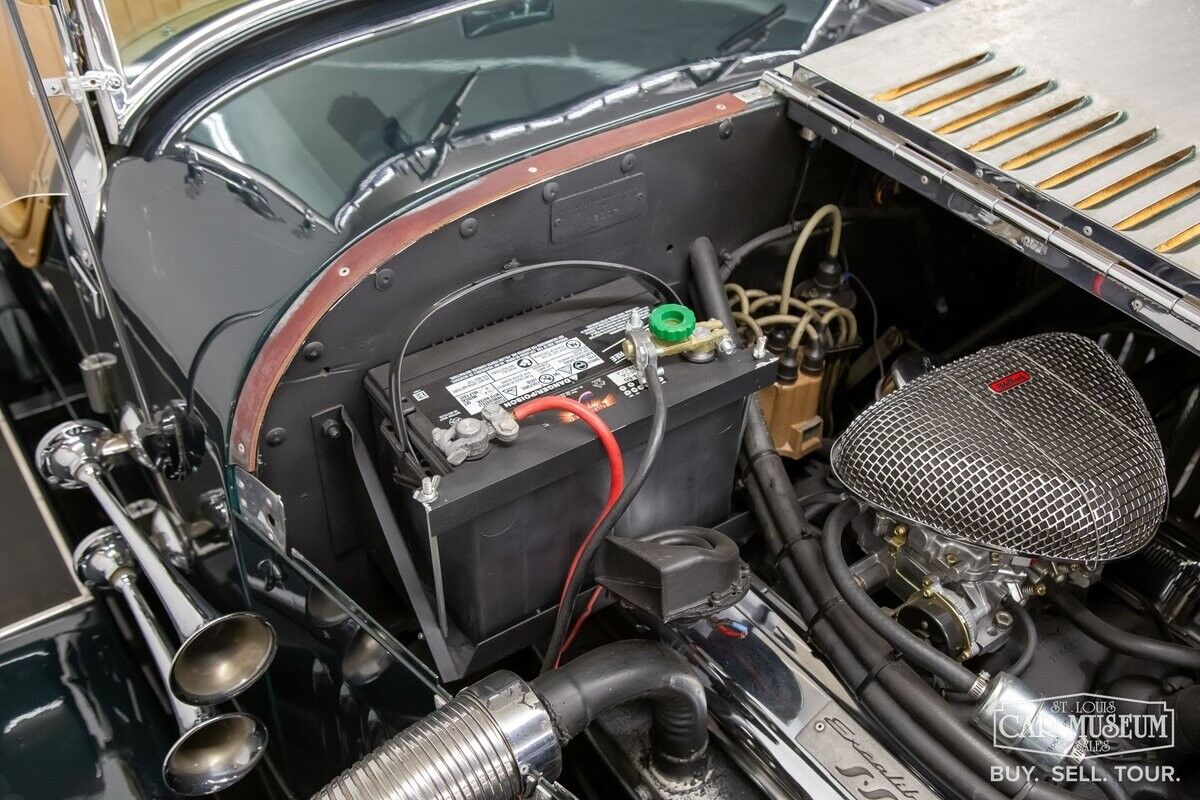 Excalibur-SSK-1966-Roadster-27