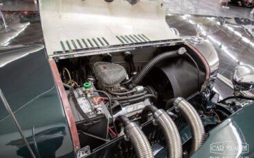 Excalibur-SSK-1966-Roadster-31