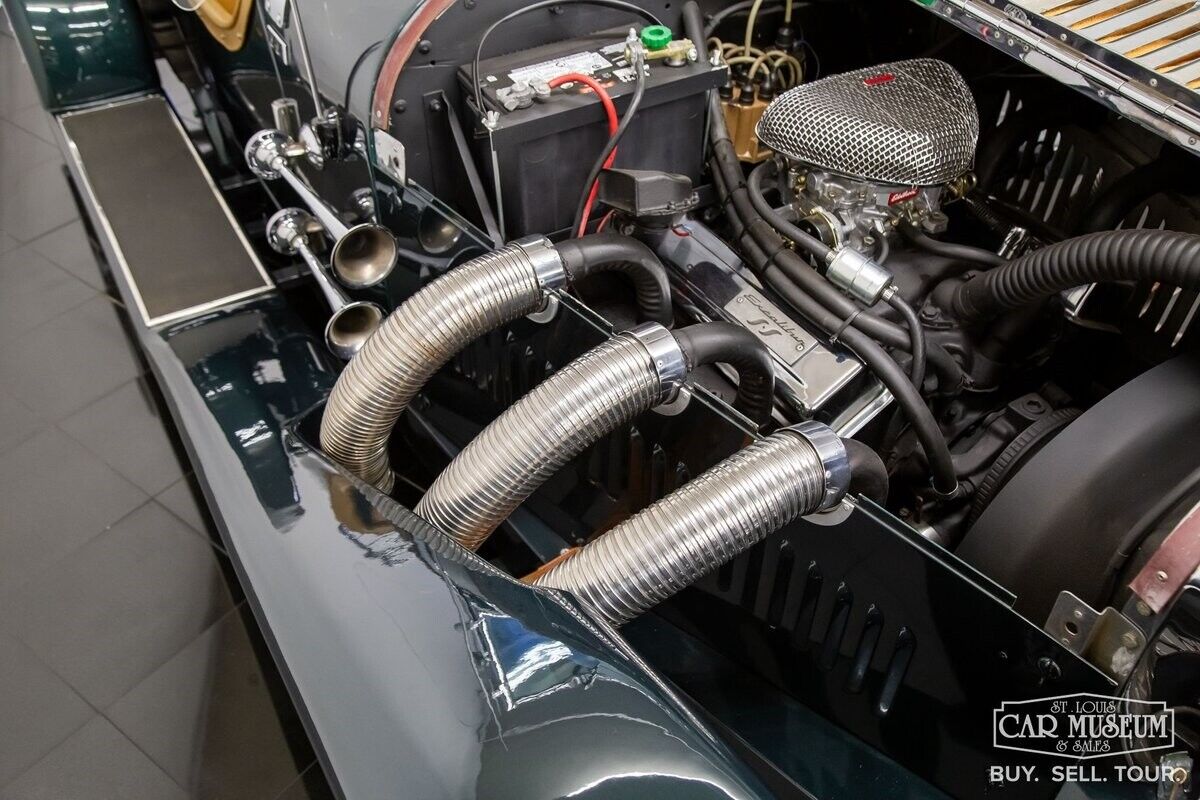 Excalibur-SSK-1966-Roadster-32