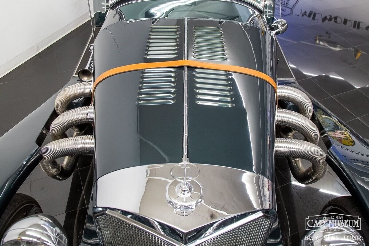 Excalibur-SSK-1966-Roadster-34