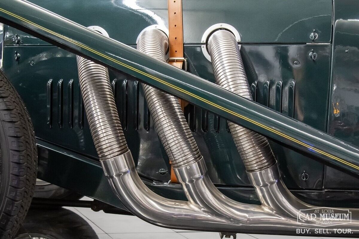 Excalibur-SSK-1966-Roadster-36