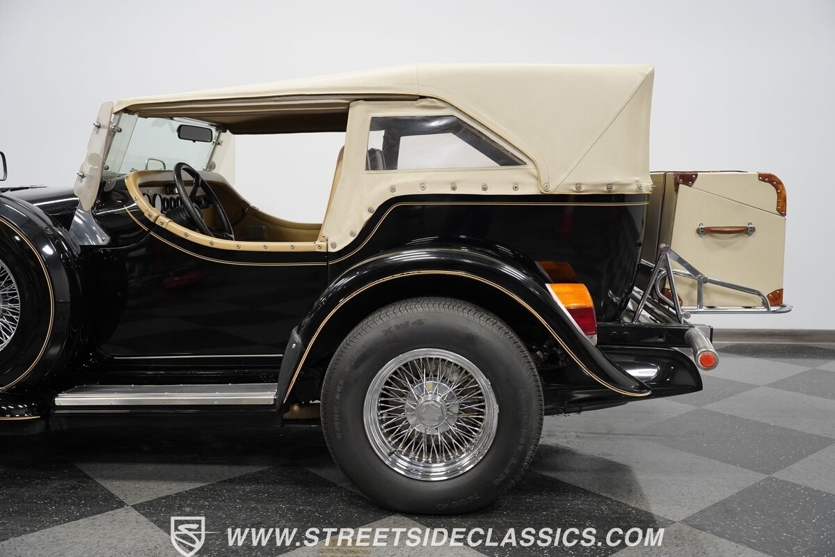 Excalibur-Series-III-1976-Convertible-22