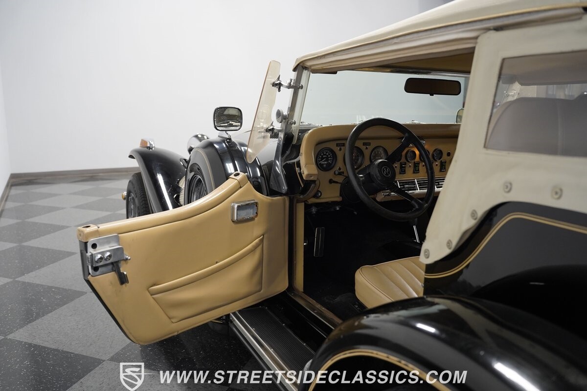 Excalibur-Series-III-1976-Convertible-32