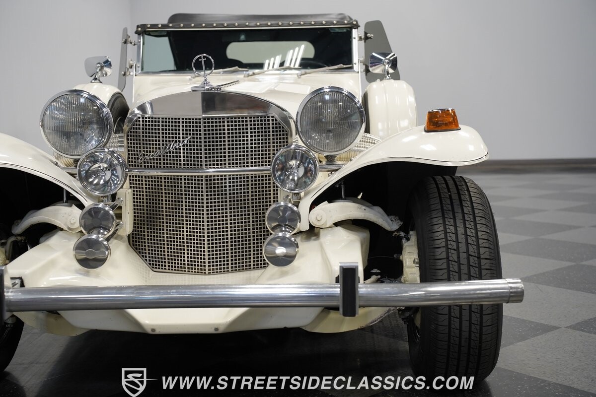 Excalibur-Series-III-1978-Convertible-19