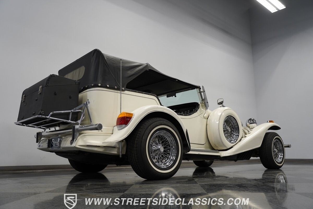 Excalibur-Series-III-1978-Convertible-28