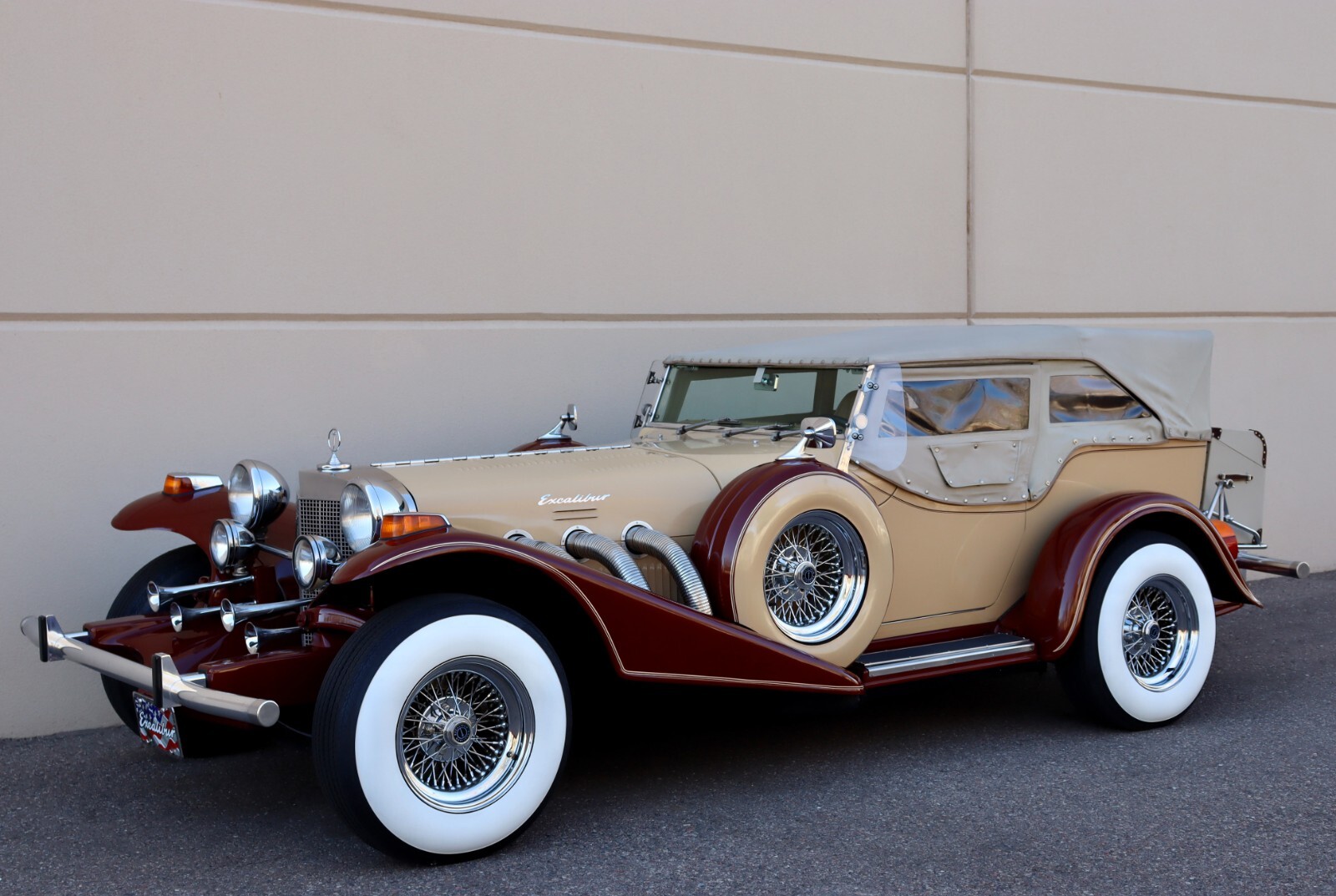 Excalibur-Series-III-Phaeton-SS-1978-Convertible-14