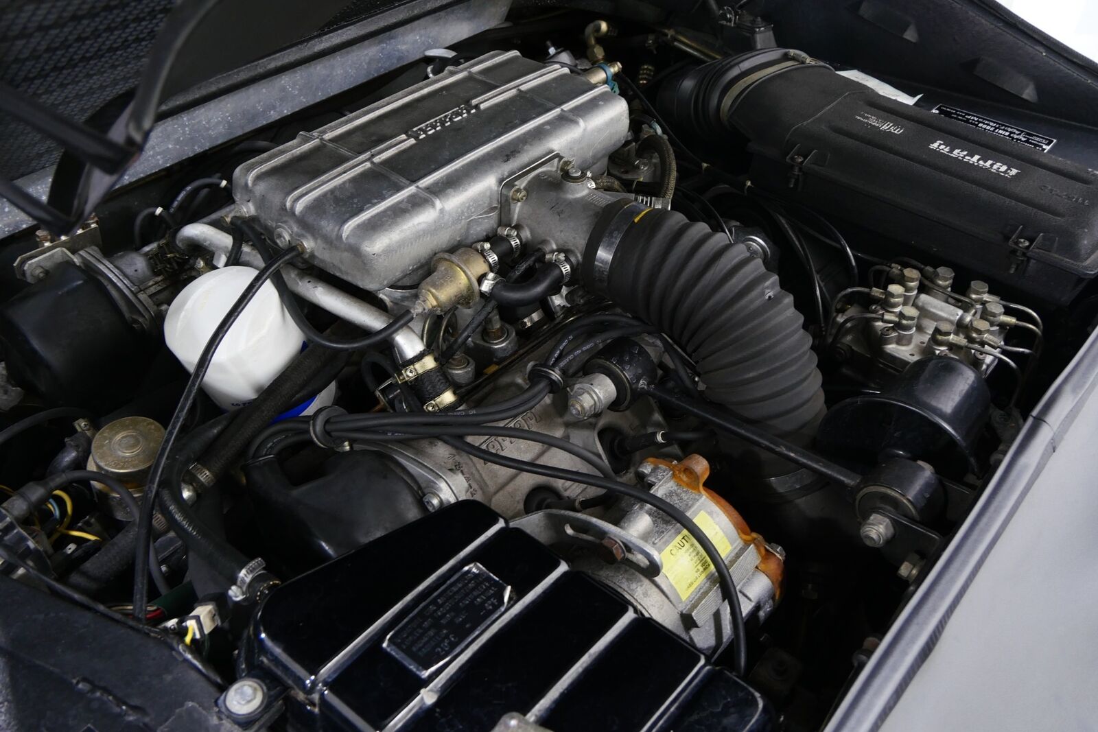 Ferrari-308-1980-2D-Coupe-10