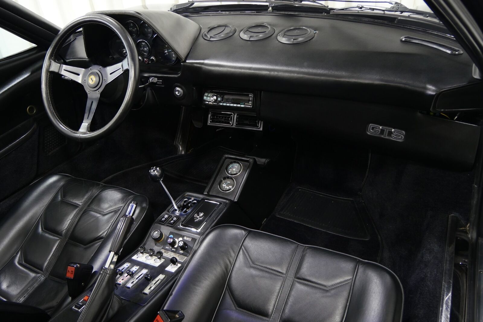 Ferrari-308-1980-2D-Coupe-12