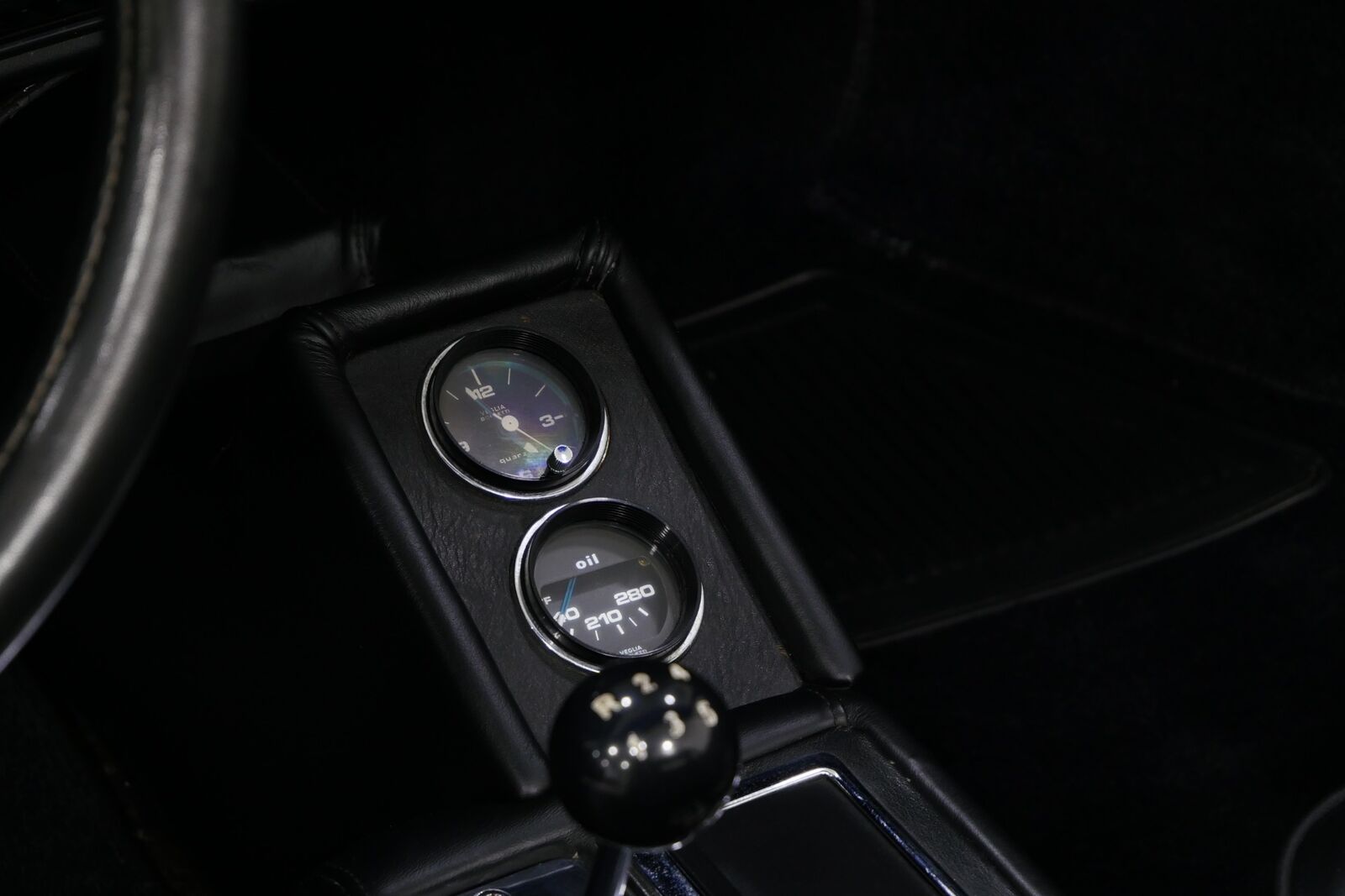 Ferrari-308-1980-2D-Coupe-14