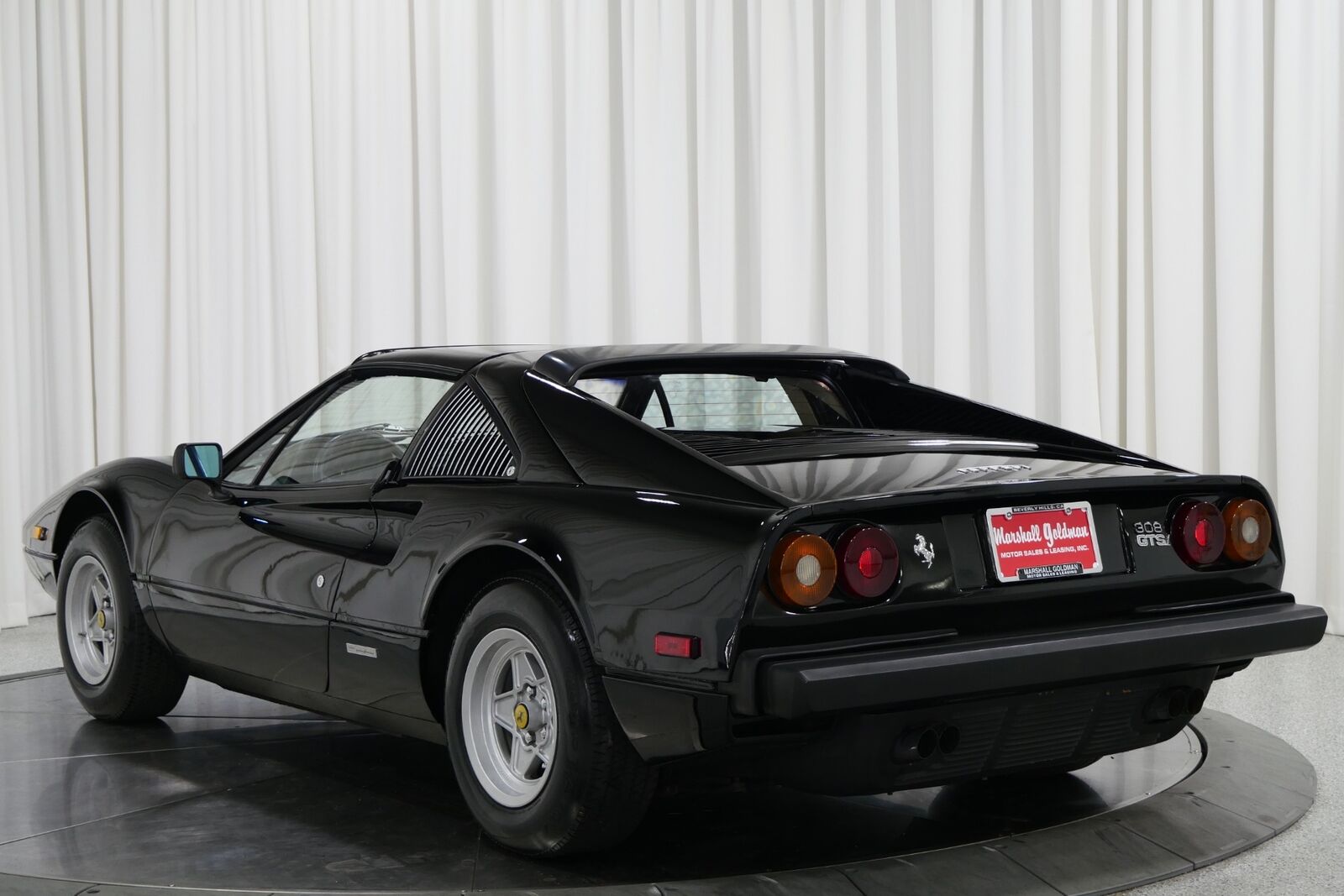 Ferrari-308-1980-2D-Coupe-5