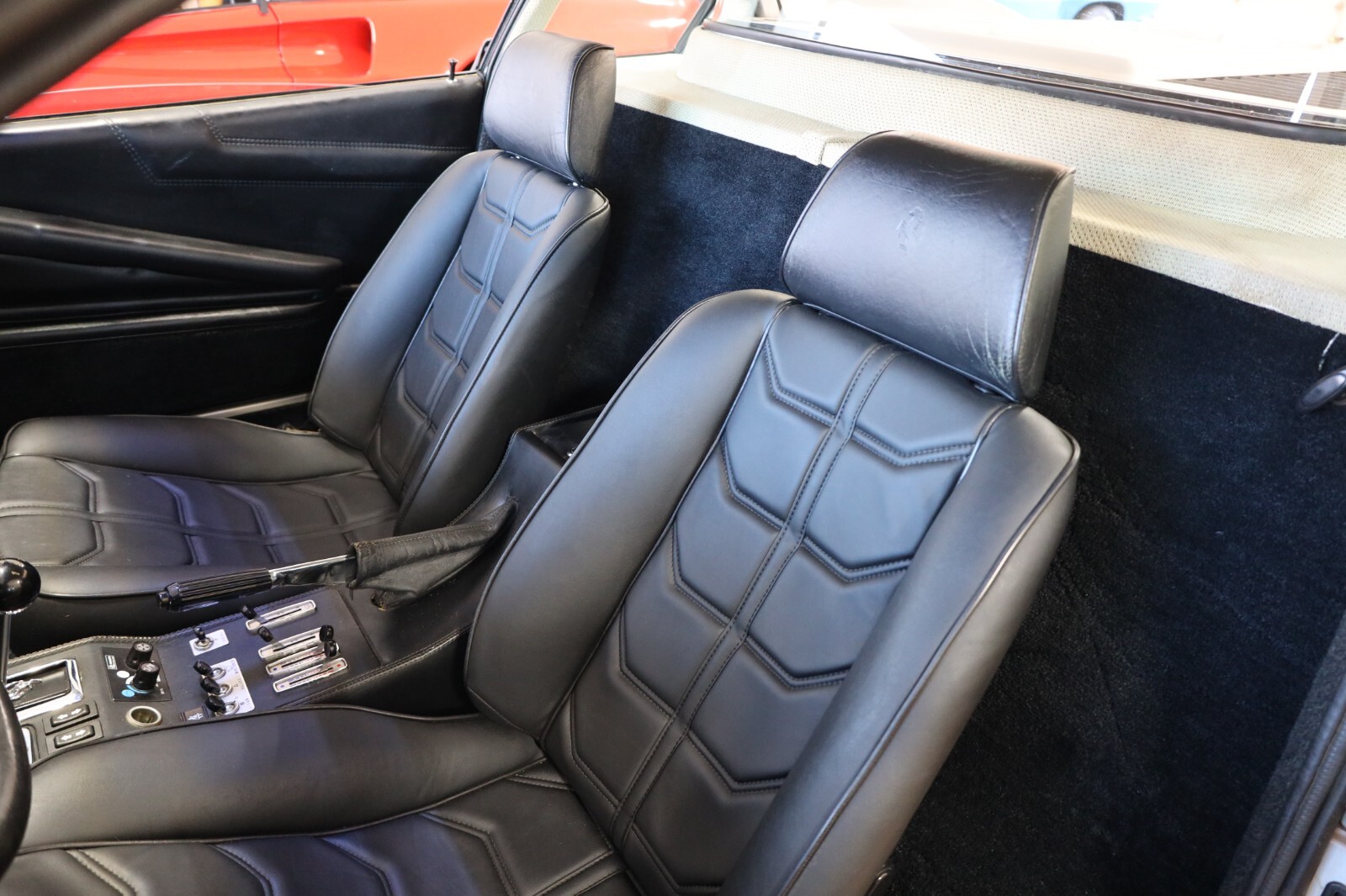Ferrari-308-1983-Coupe-15