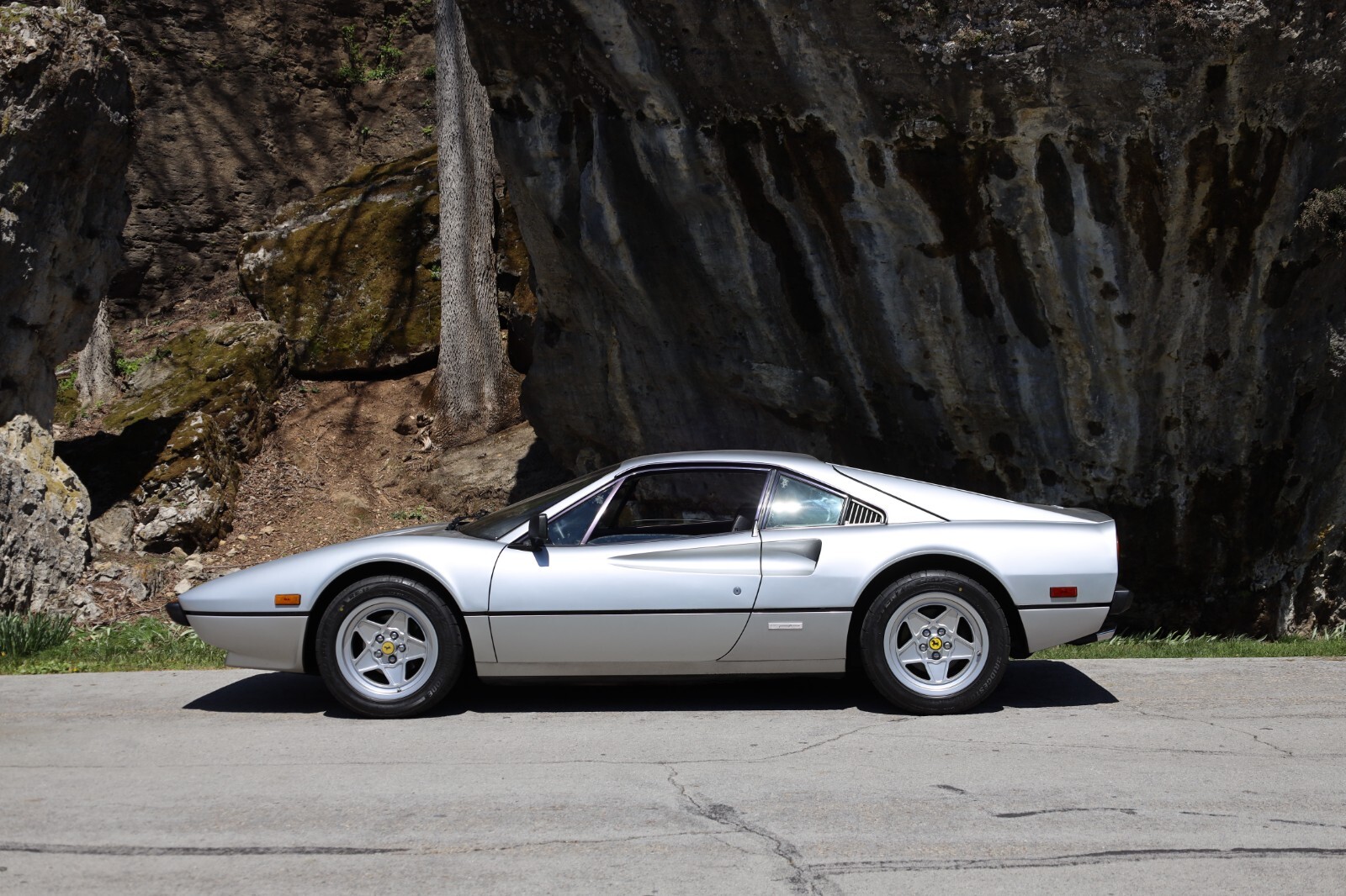 Ferrari-308-1983-Coupe-4