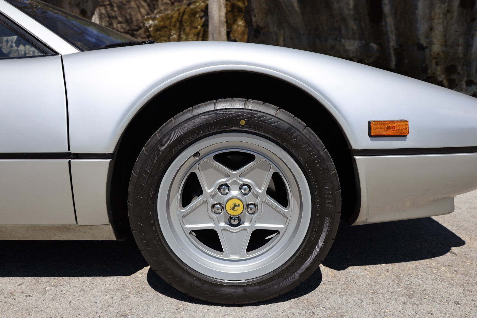 Ferrari-308-1983-Coupe-8