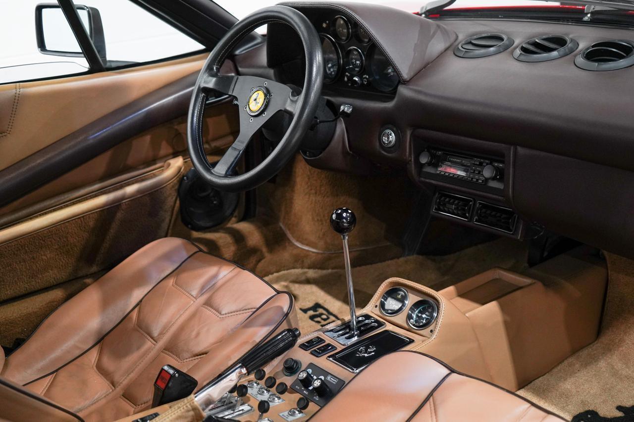 Ferrari-308-1985-17