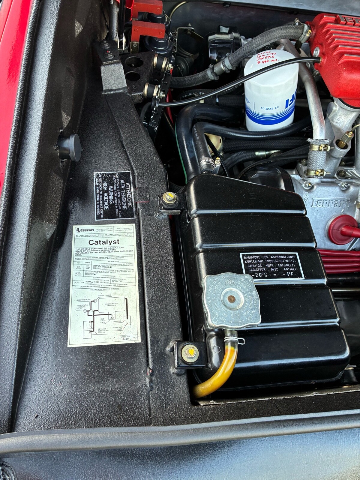 Ferrari-308-1985-19