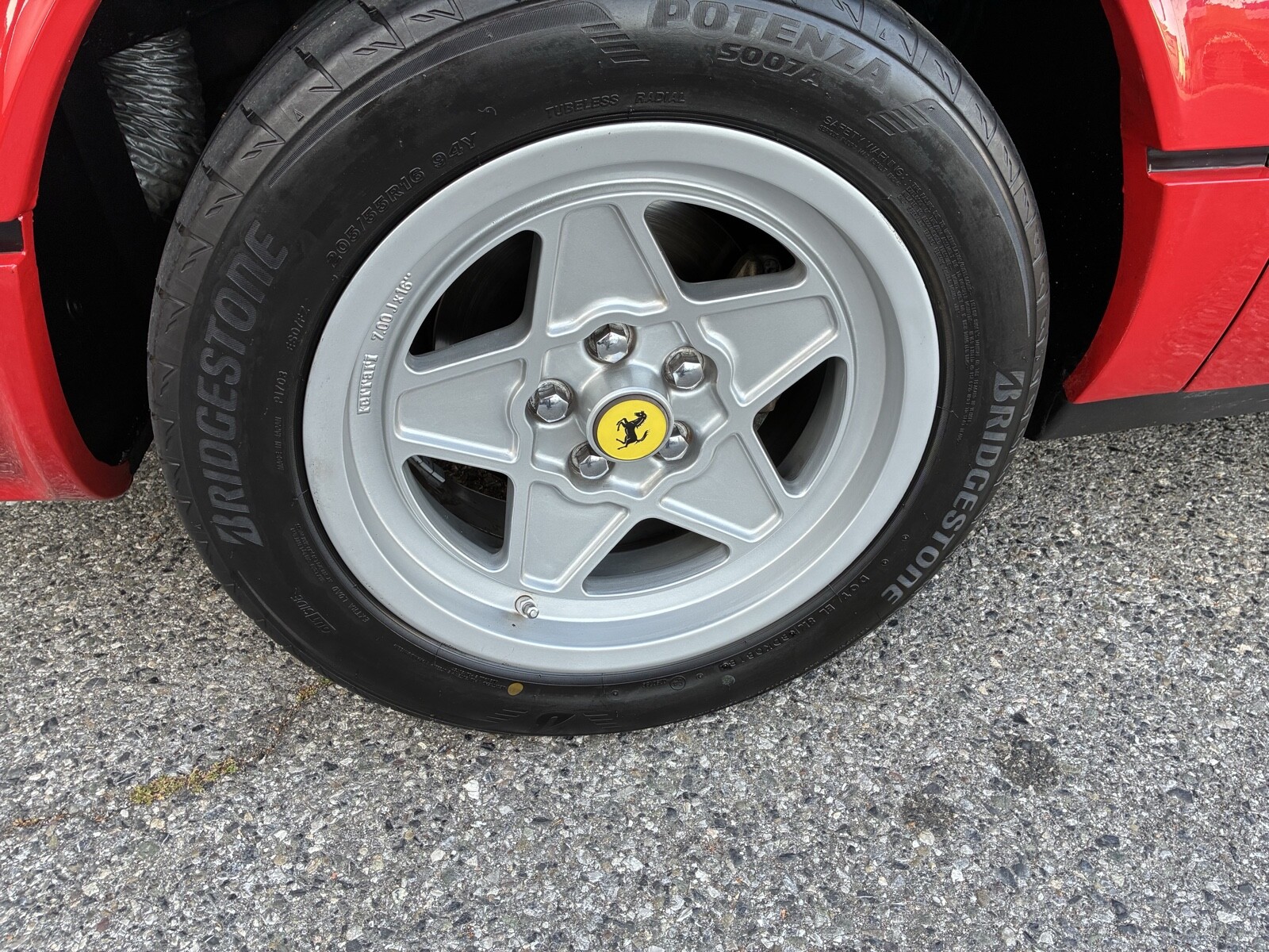 Ferrari-308-1985-6