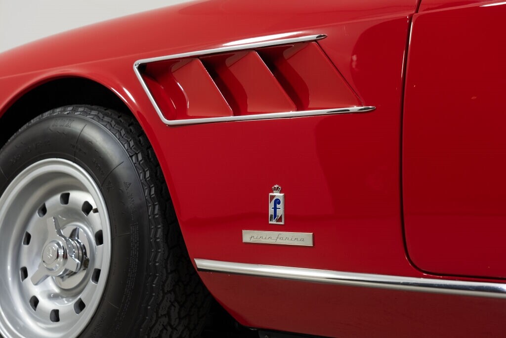 Ferrari-330-GTC-1967-Coupe-17