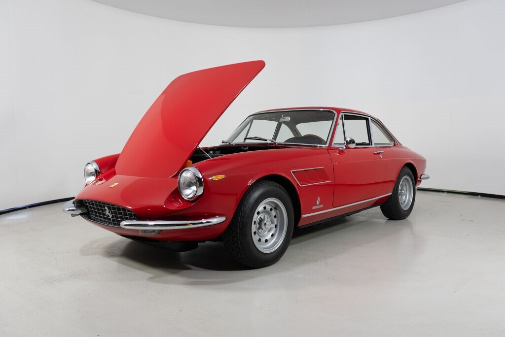 Ferrari-330-GTC-1967-Coupe-25