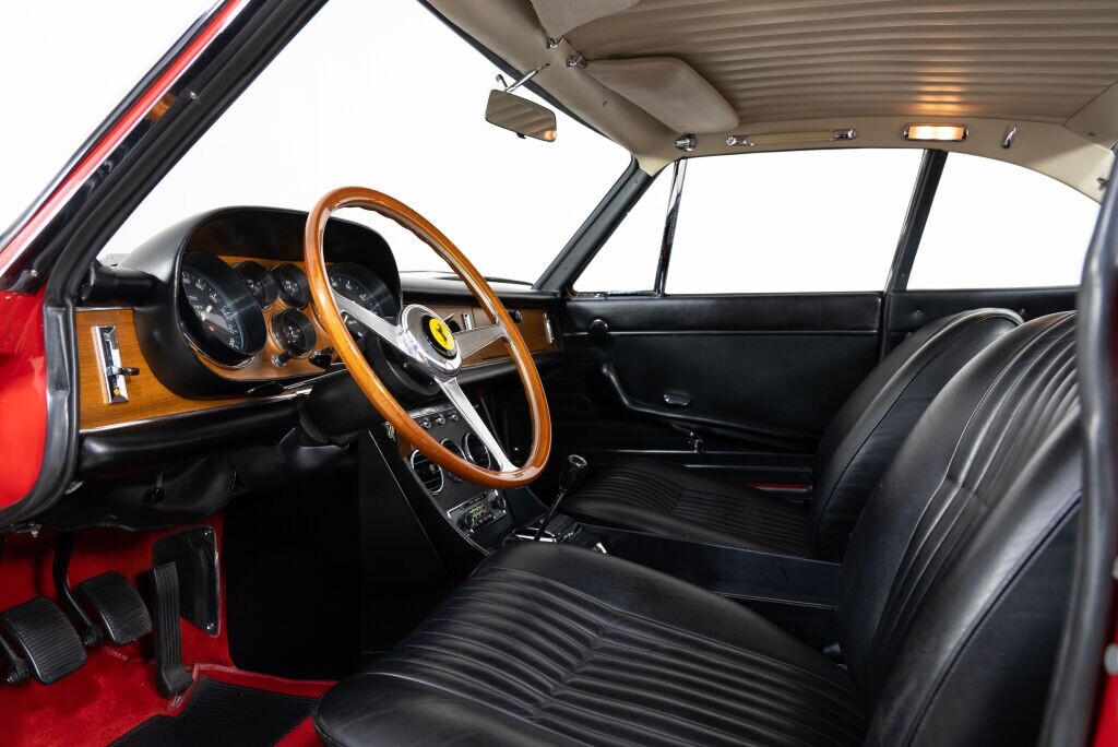 Ferrari-330-GTC-1967-Coupe-26