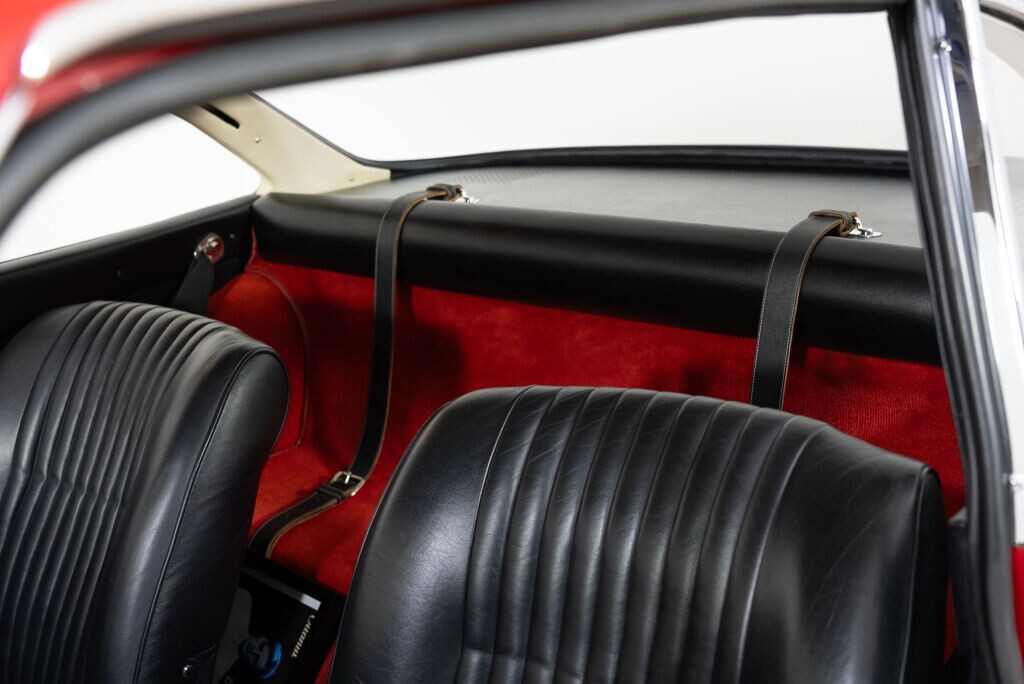 Ferrari-330-GTC-1967-Coupe-35