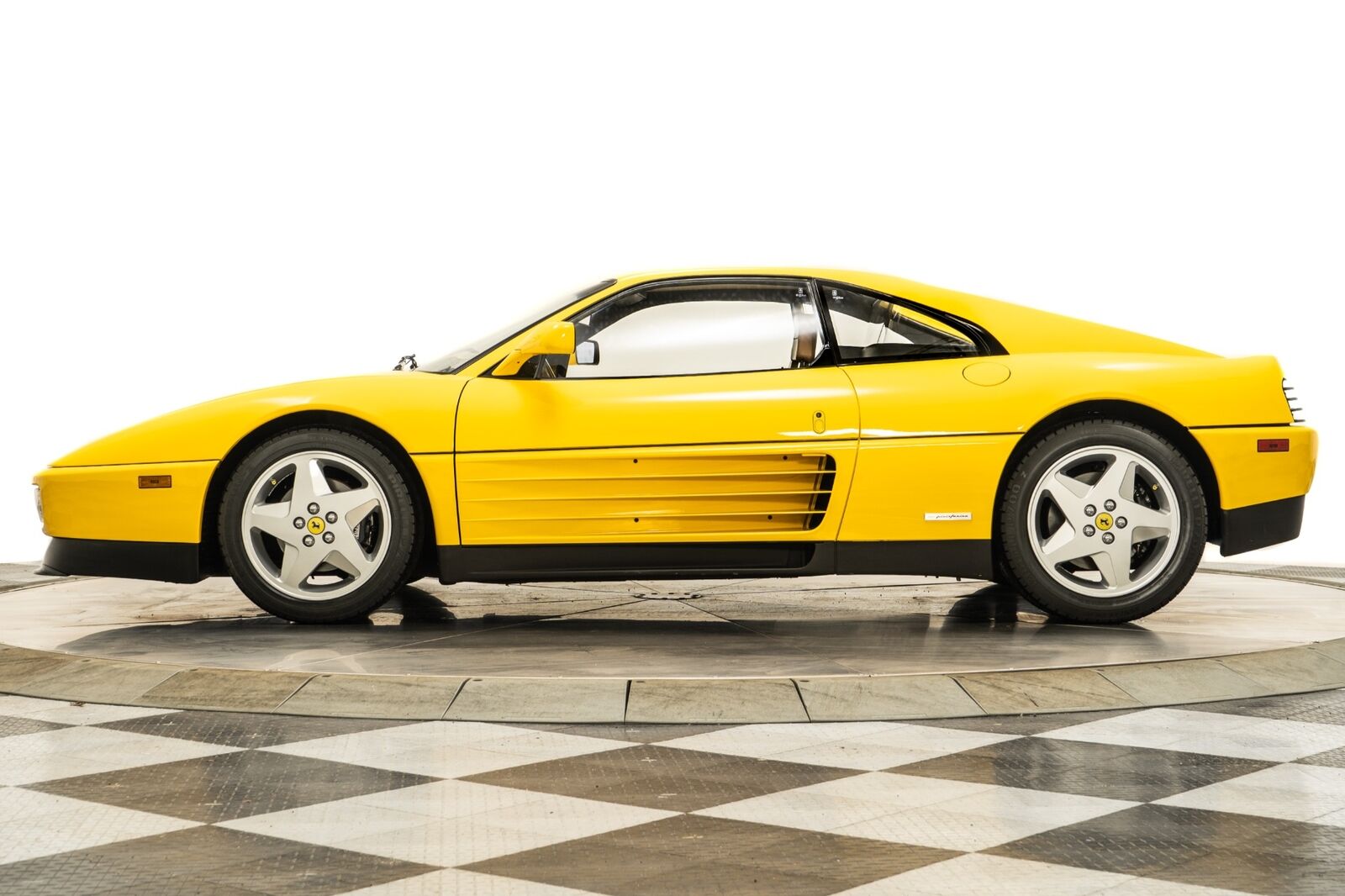 Ferrari-348-1991-2D-Coupe-4