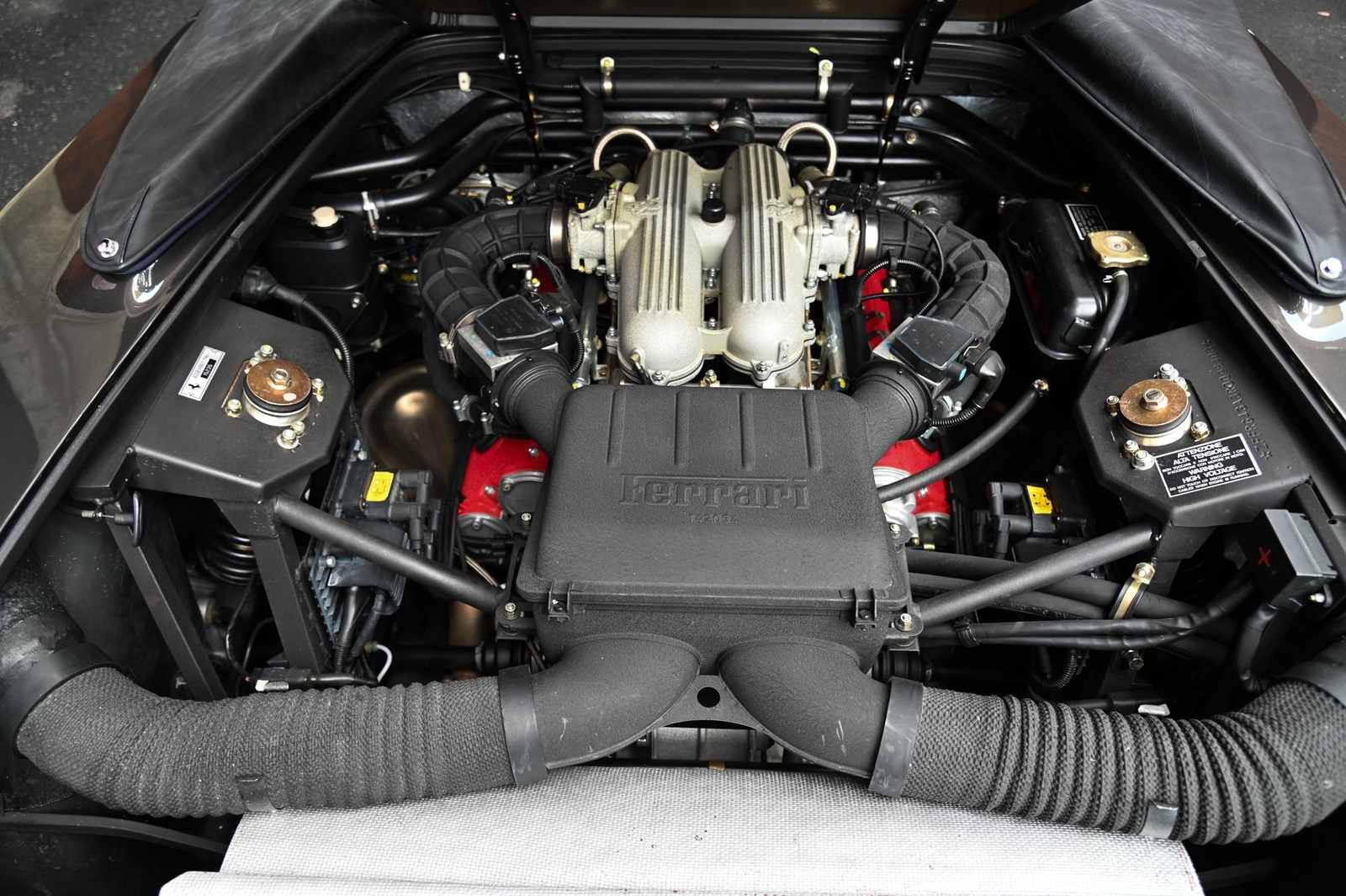 Ferrari-348-1994-27