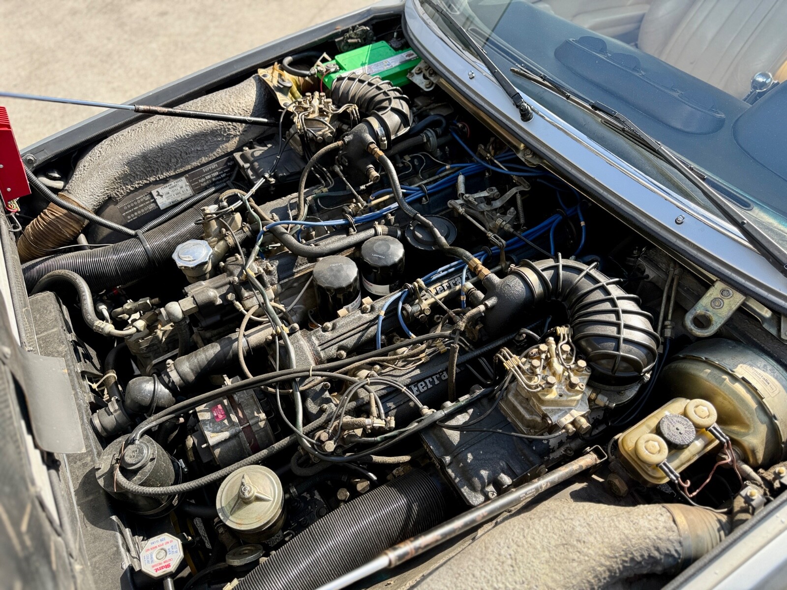 Ferrari-400-1981-Coupe-19