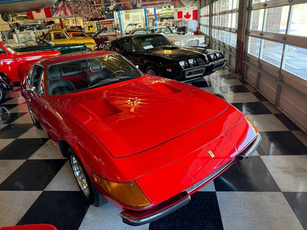 Ferrari-Daytona-coupe-1971-red-7