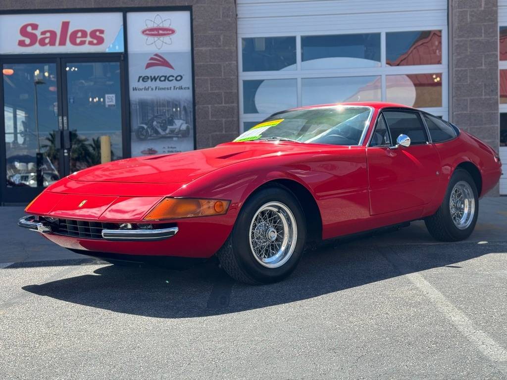Ferrari-Daytona-coupe-1971-red