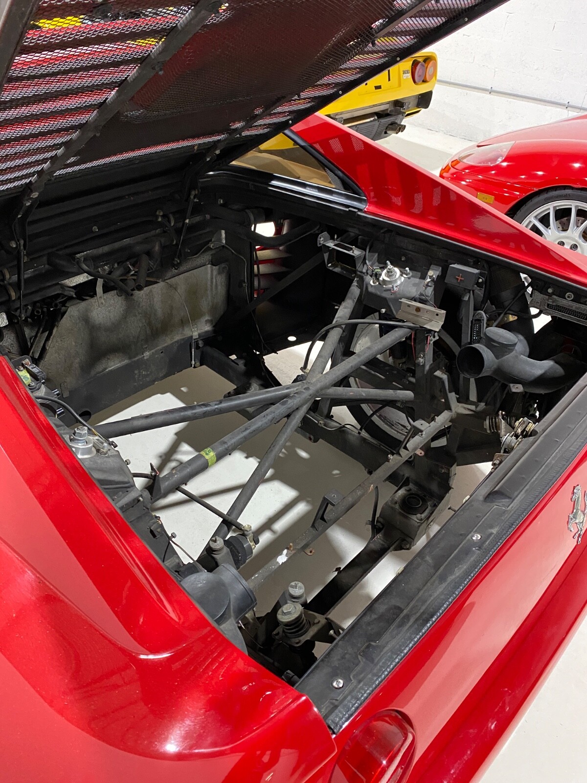 Ferrari-F355-Berlinetta-1995-10