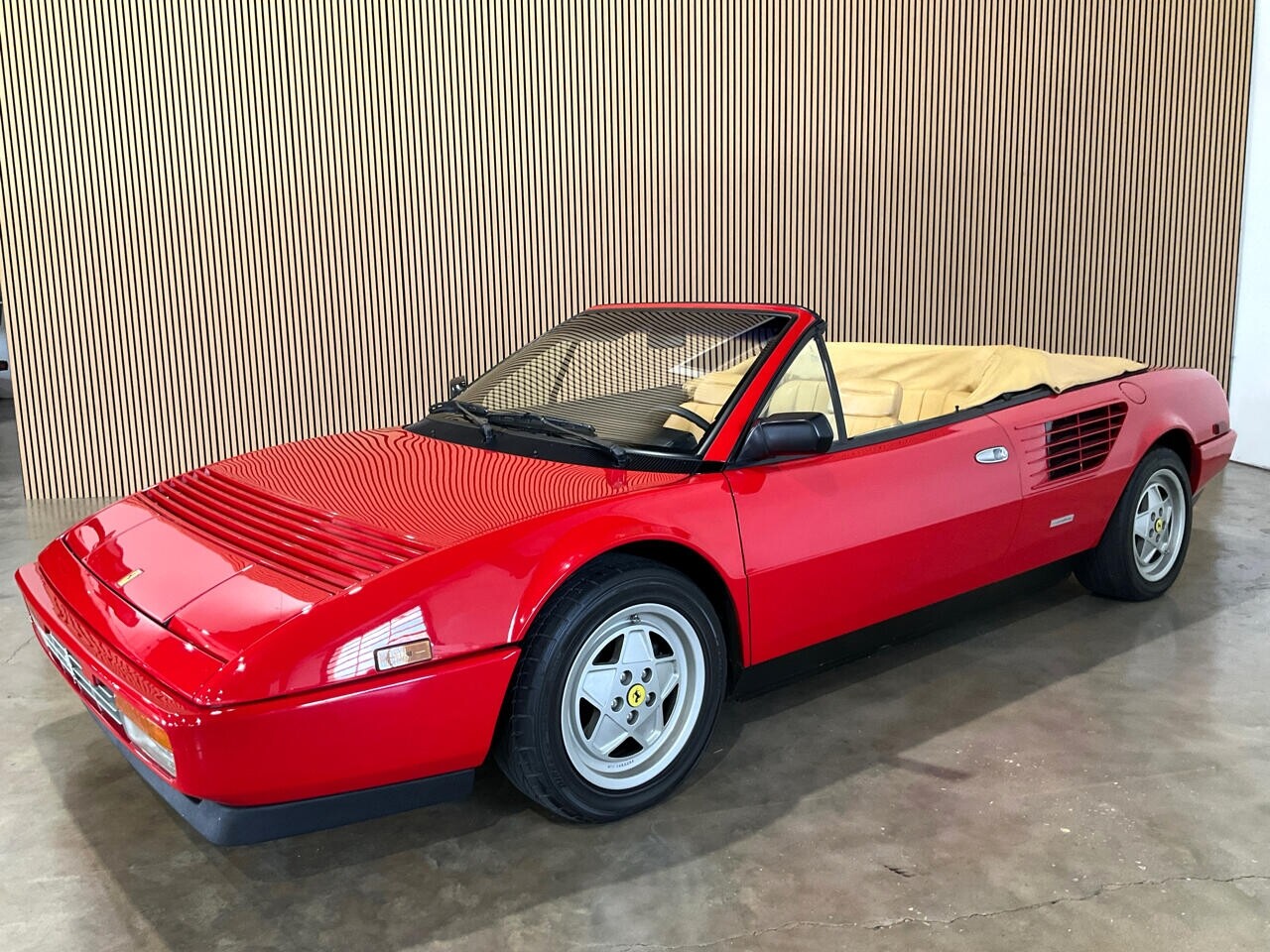 Ferrari-Mondial-1988-Convertible-1