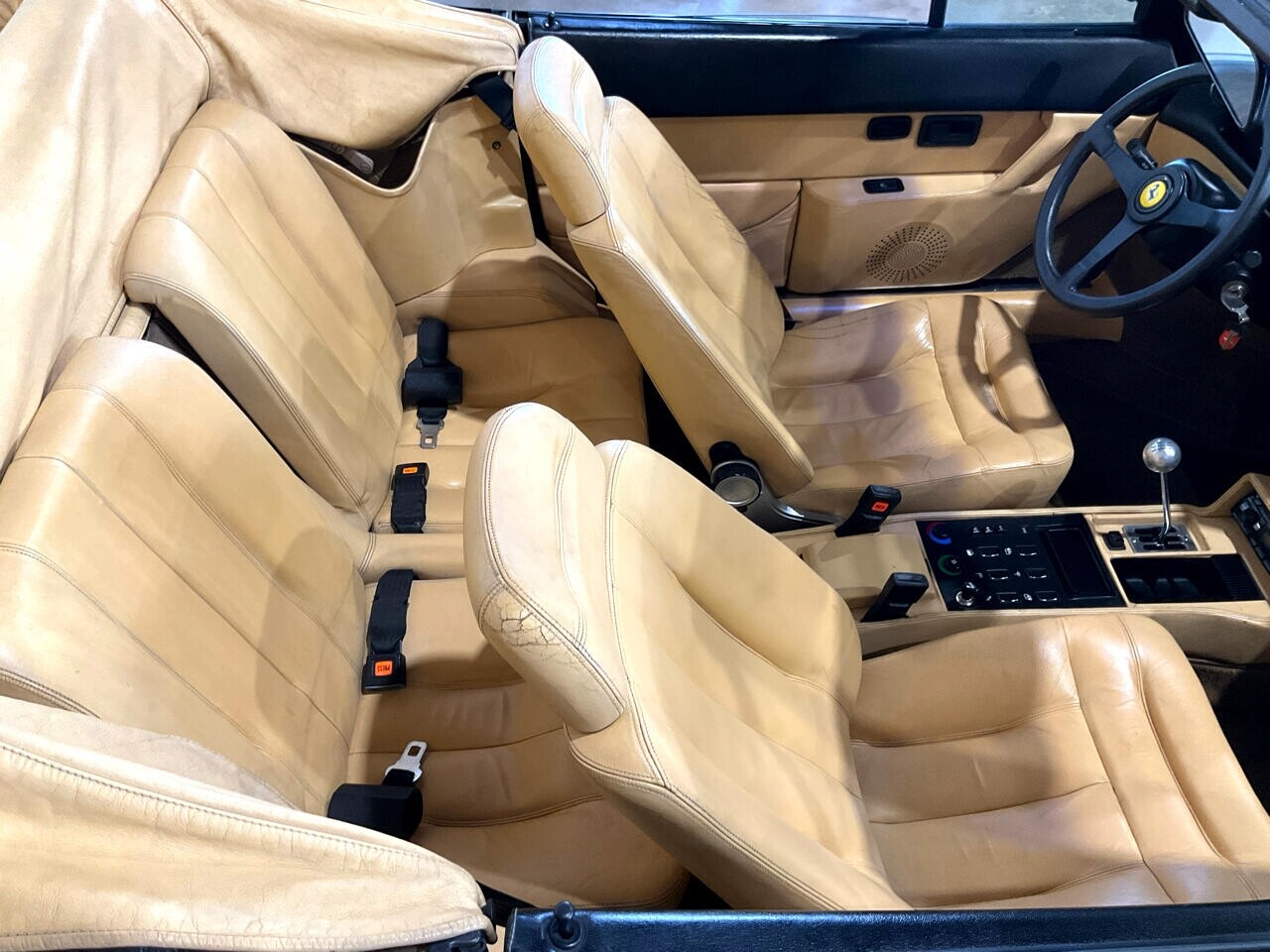 Ferrari-Mondial-1988-Convertible-16